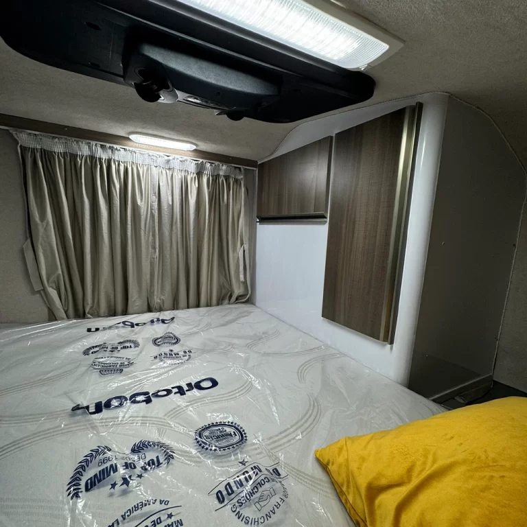 Quarto Camper King Duaron