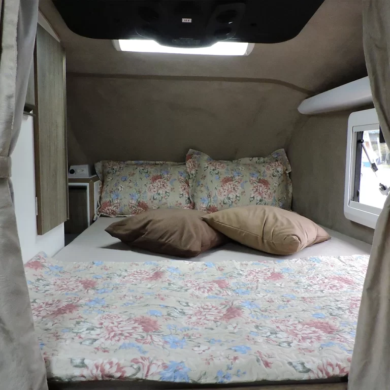 Quarto Camper King Duaron